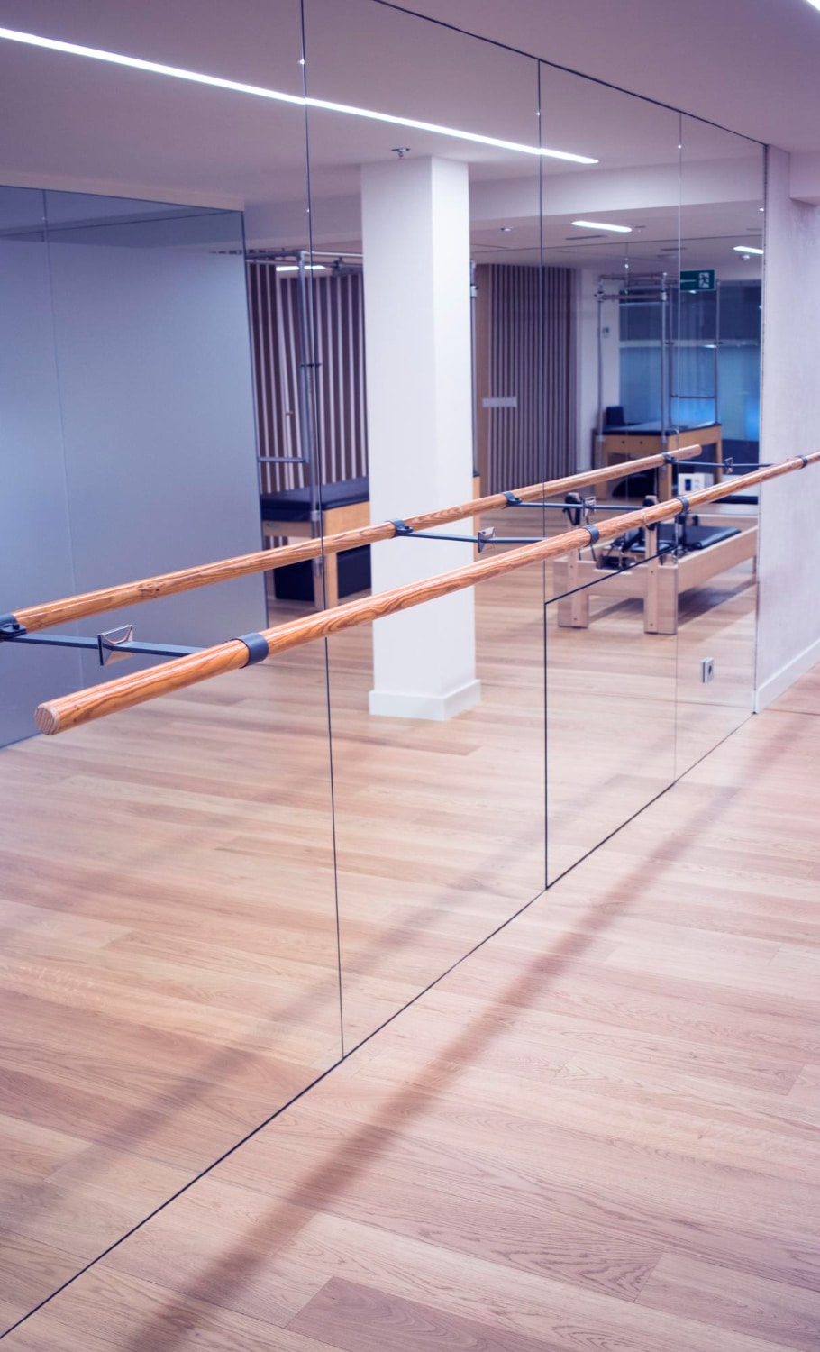 Spiegelwand Personal-Training-Studio – professionelle Montage